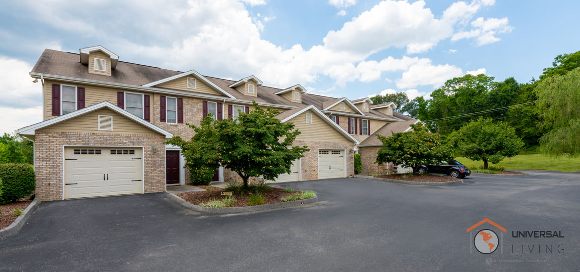Cherry Grove Condominiums Apartments in Piney Flats, TN